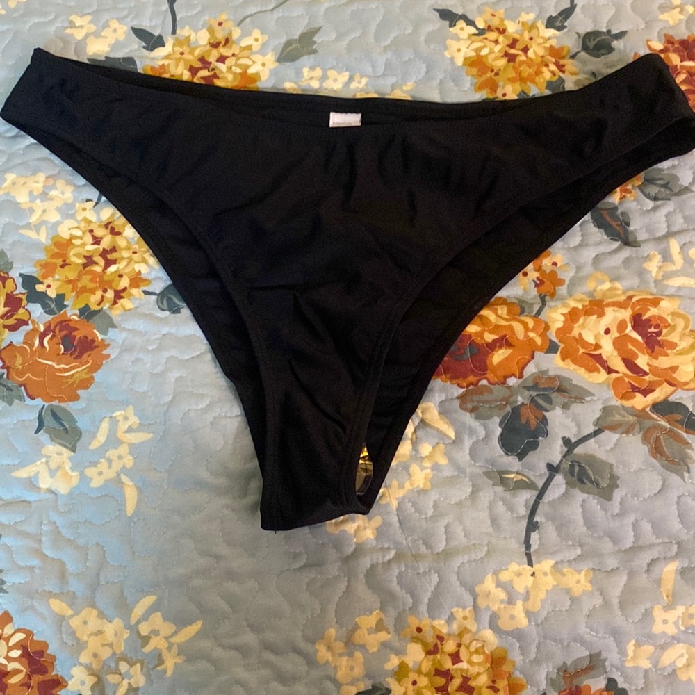 Brand new Plus size bikini bottoms